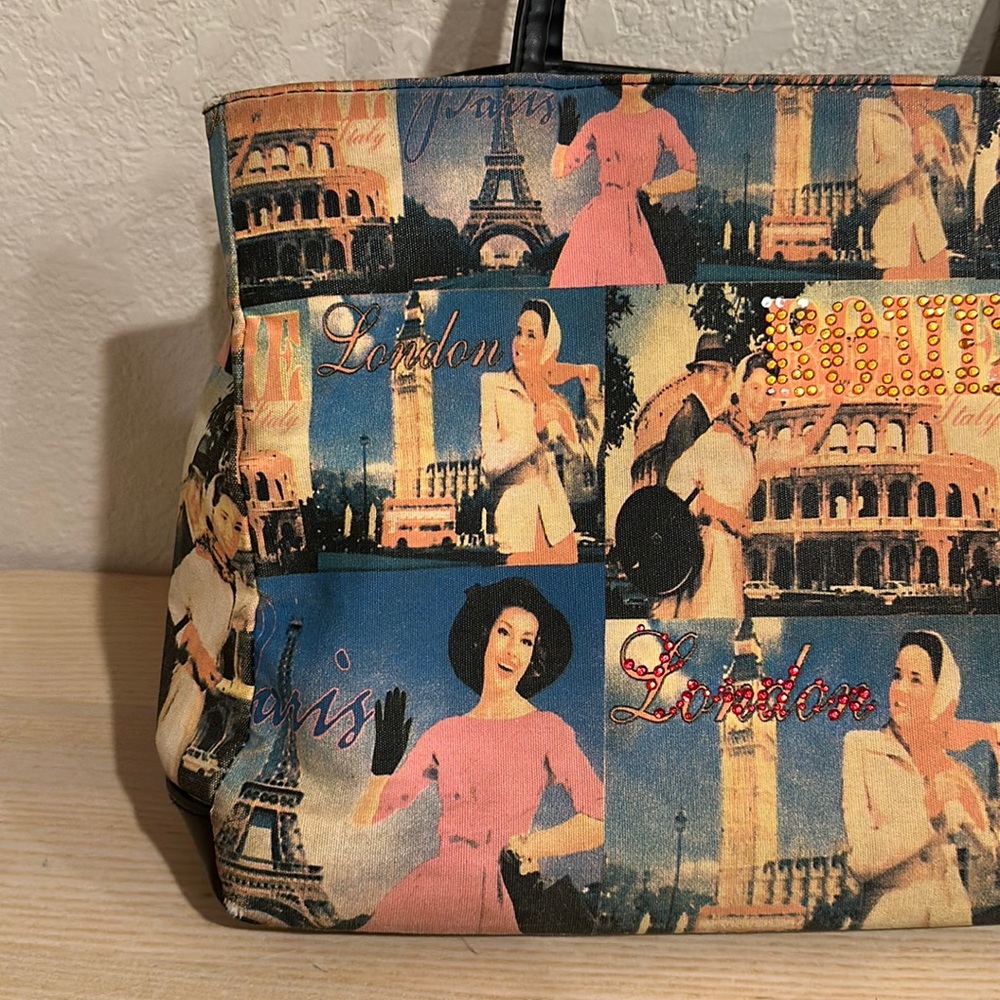 Vintage shoulder bag
